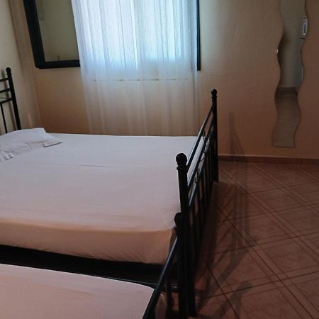 Janis Castle Apartment Химар Екстериор снимка