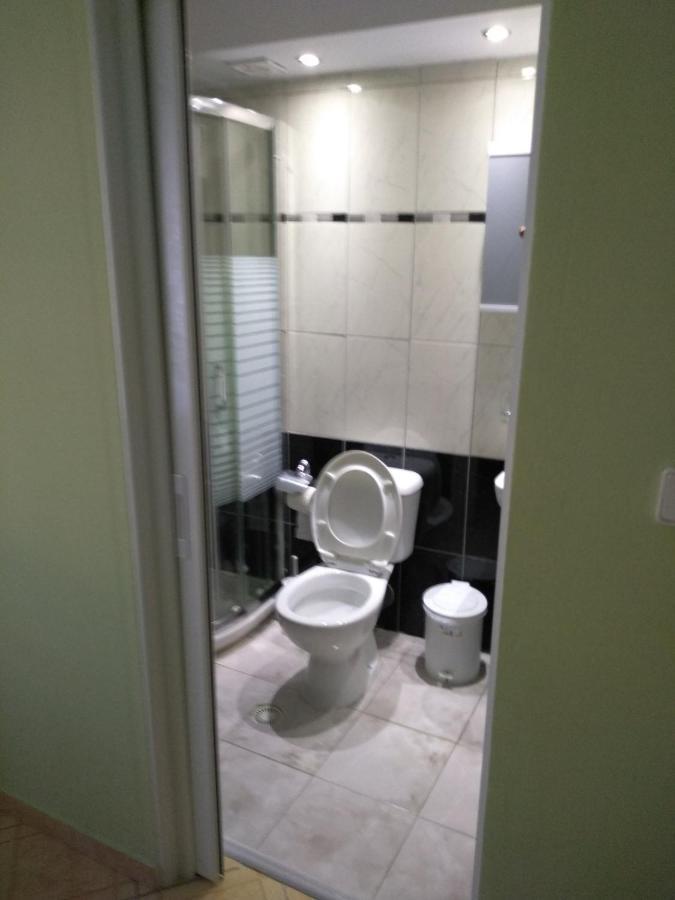 Janis Castle Apartment Химар Екстериор снимка